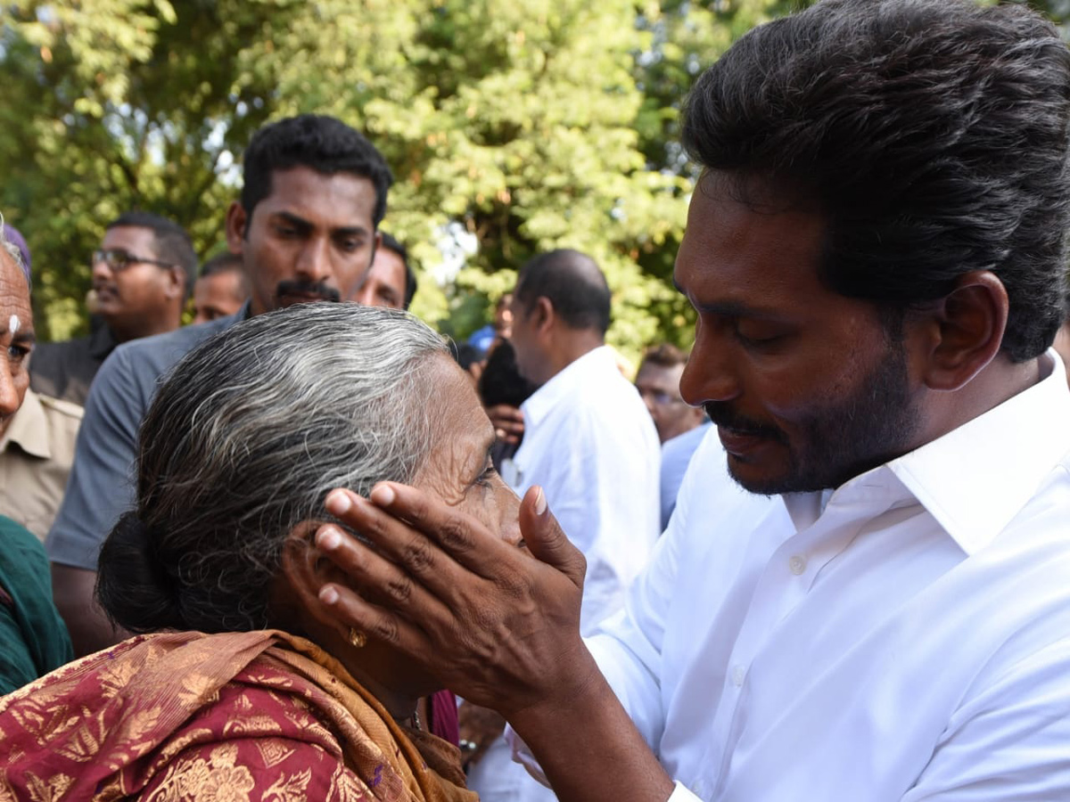 YS jagan padayatra photo gallery - Sakshi6