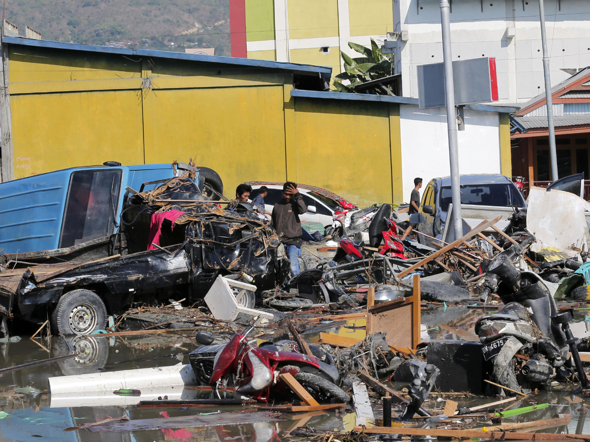 Earthquake and Tsunami in Indonesia Photo Gallery - Sakshi6