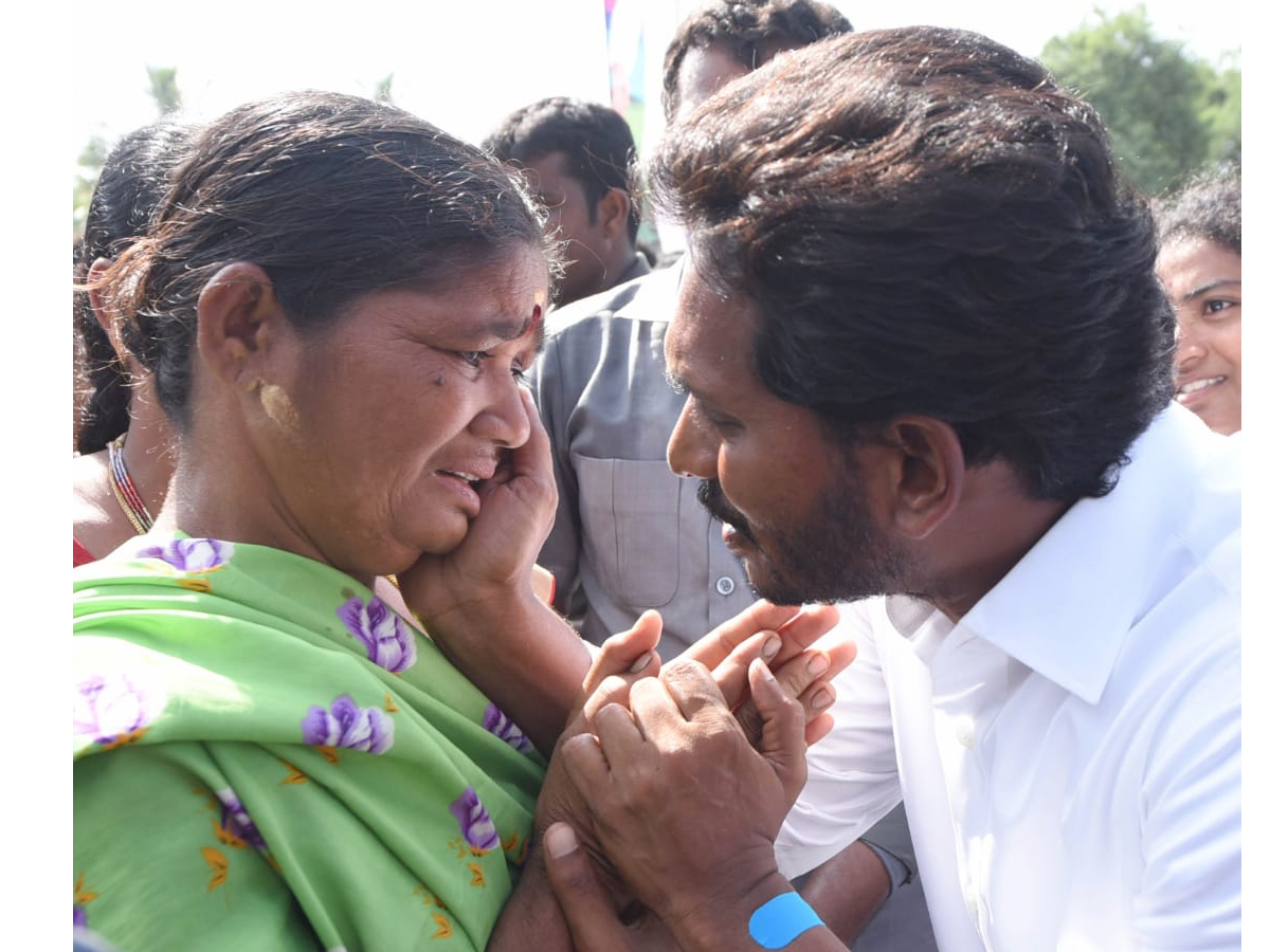 YS Jagan PrajaSankalpaYatra 254th Day Photo Gallery - Sakshi8