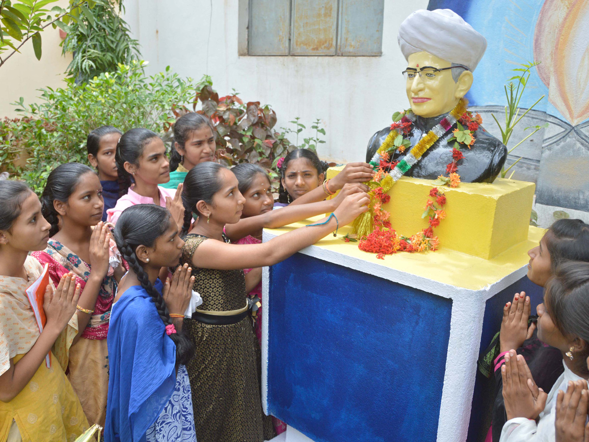 Weekend Best Pictures 36th Week Sakshi News - Sakshi15