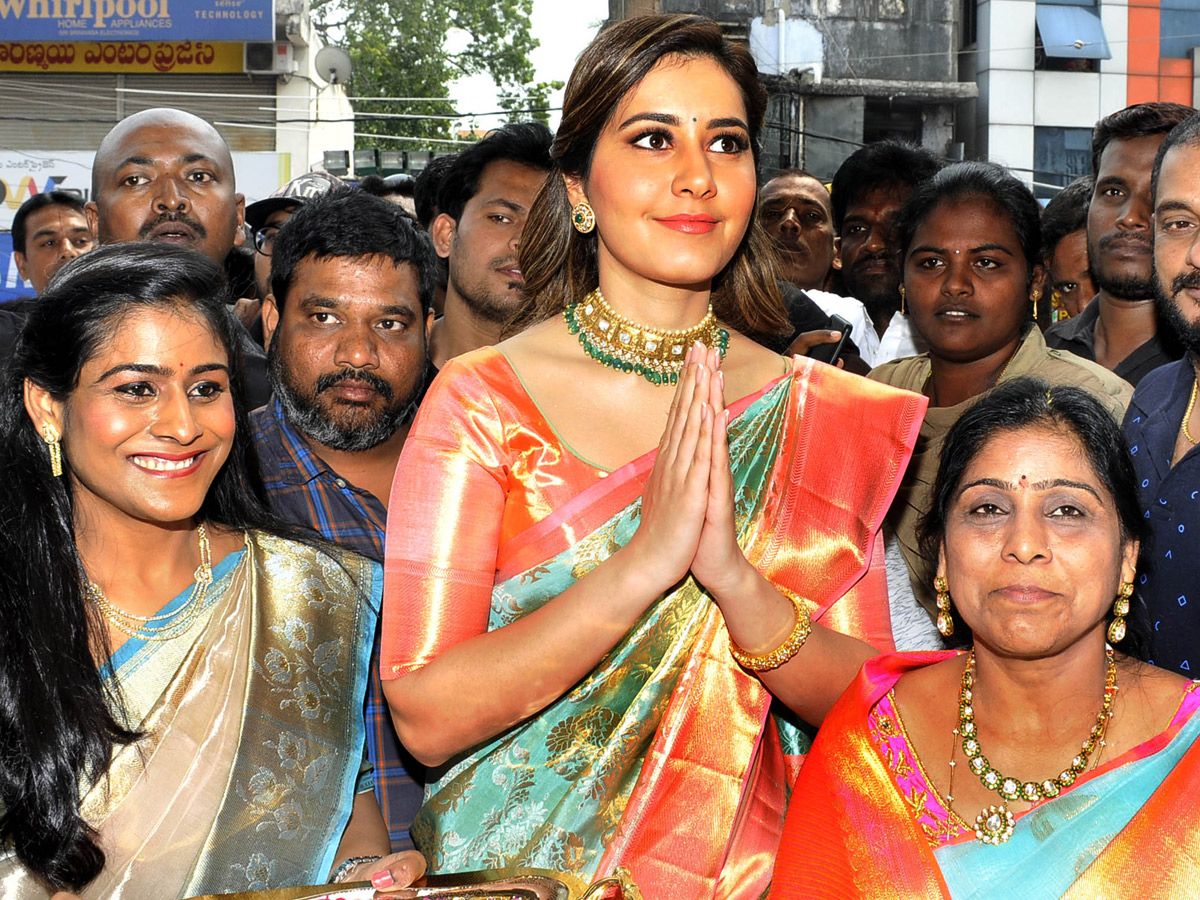 Kalyanalakshmi Shopping Mall in  Warangal Photo Gallery - Sakshi4