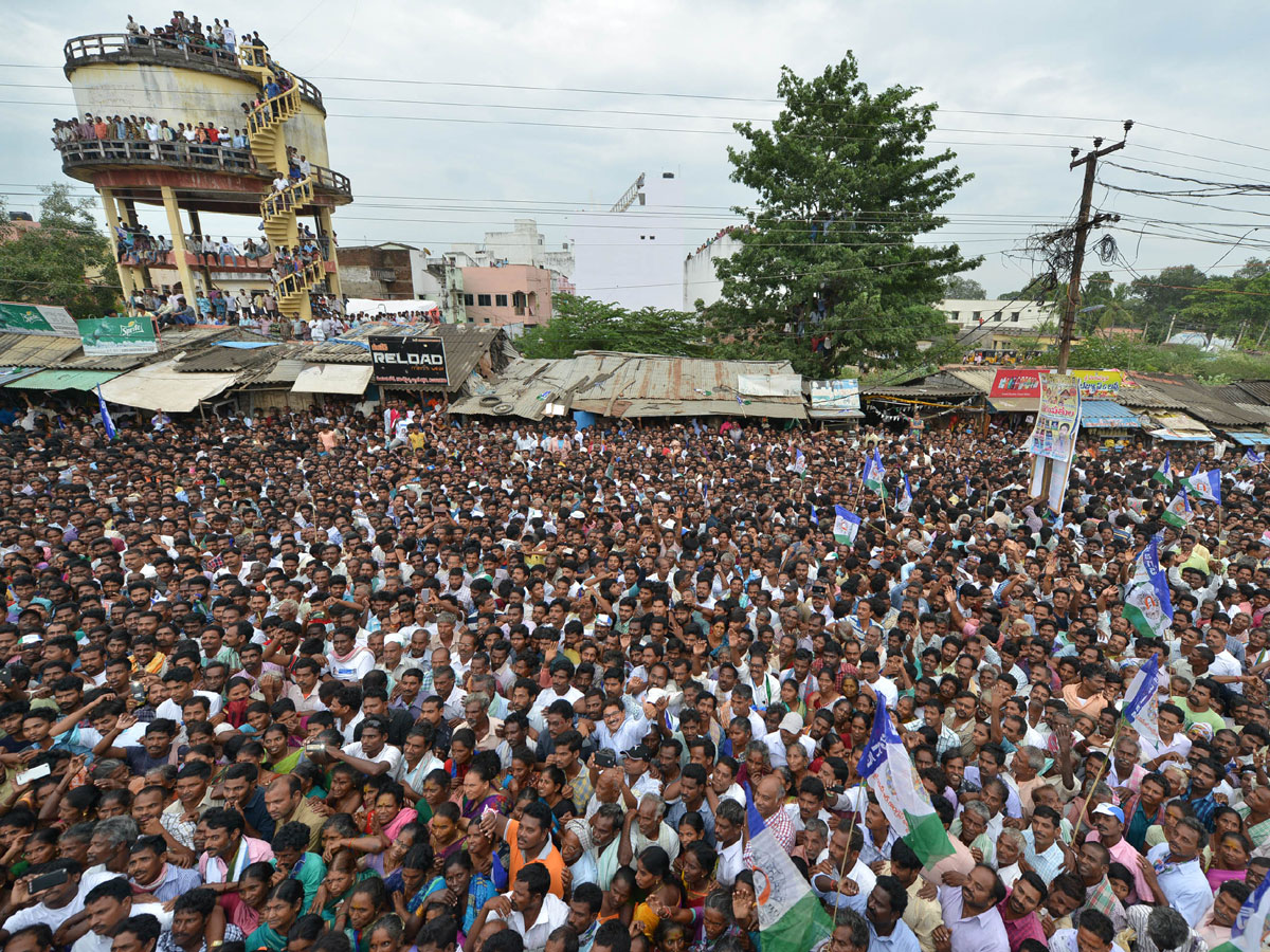 YS jagan padayatra photo gallery - Sakshi21