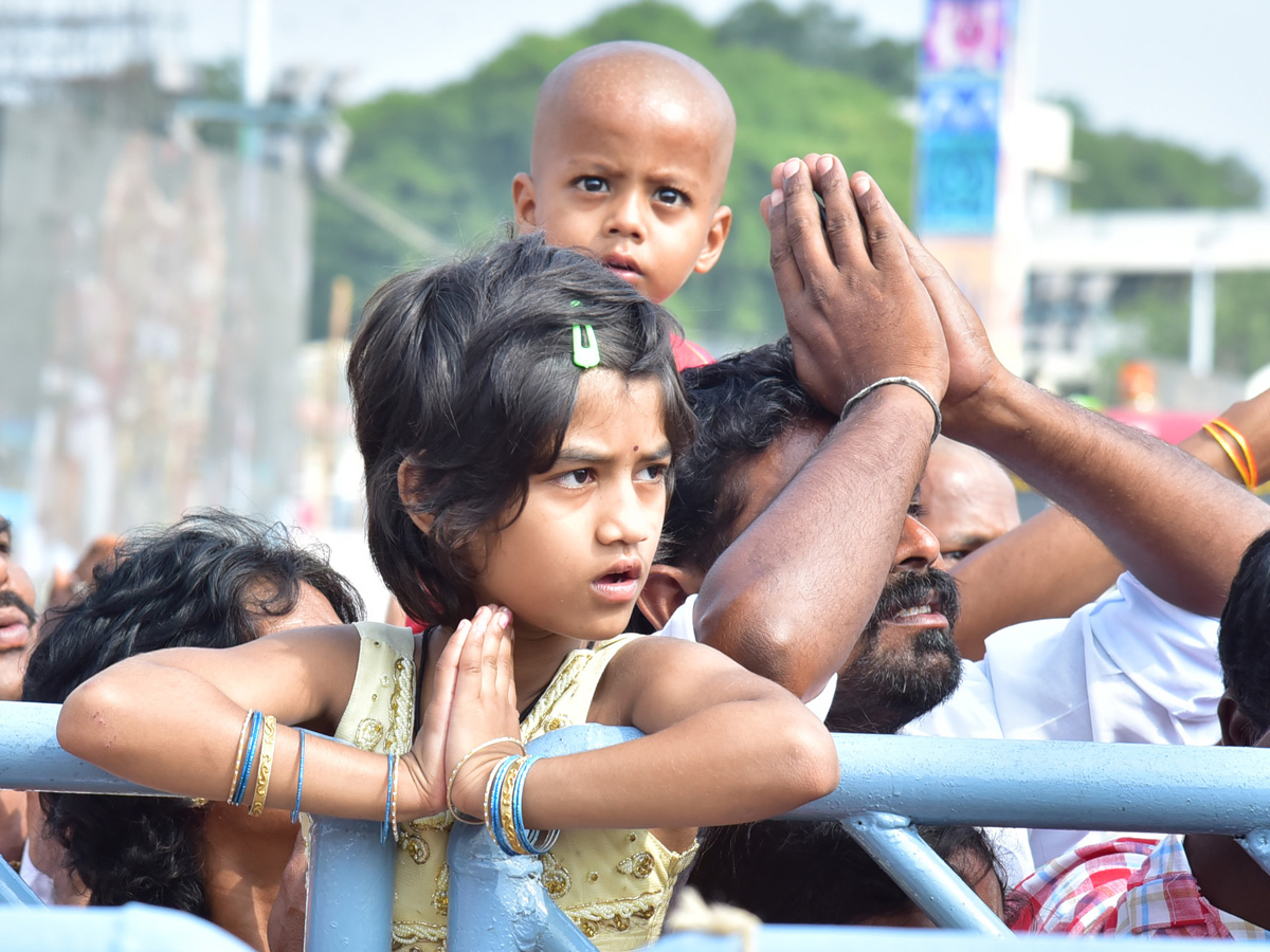GOVINDARAJA RIDES ON HANUMANTHA VAHANAM - Sakshi21