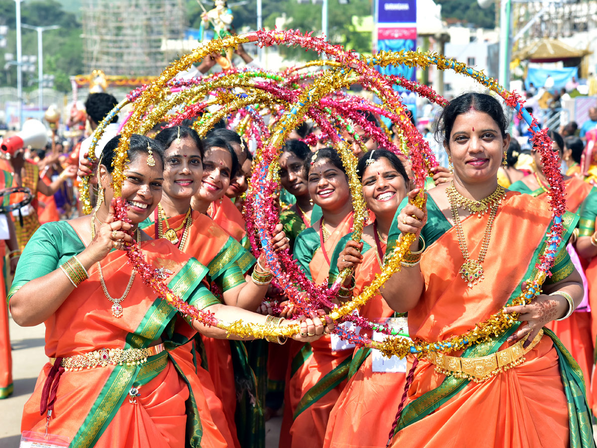 GOVINDARAJA RIDES ON HANUMANTHA VAHANAM - Sakshi23