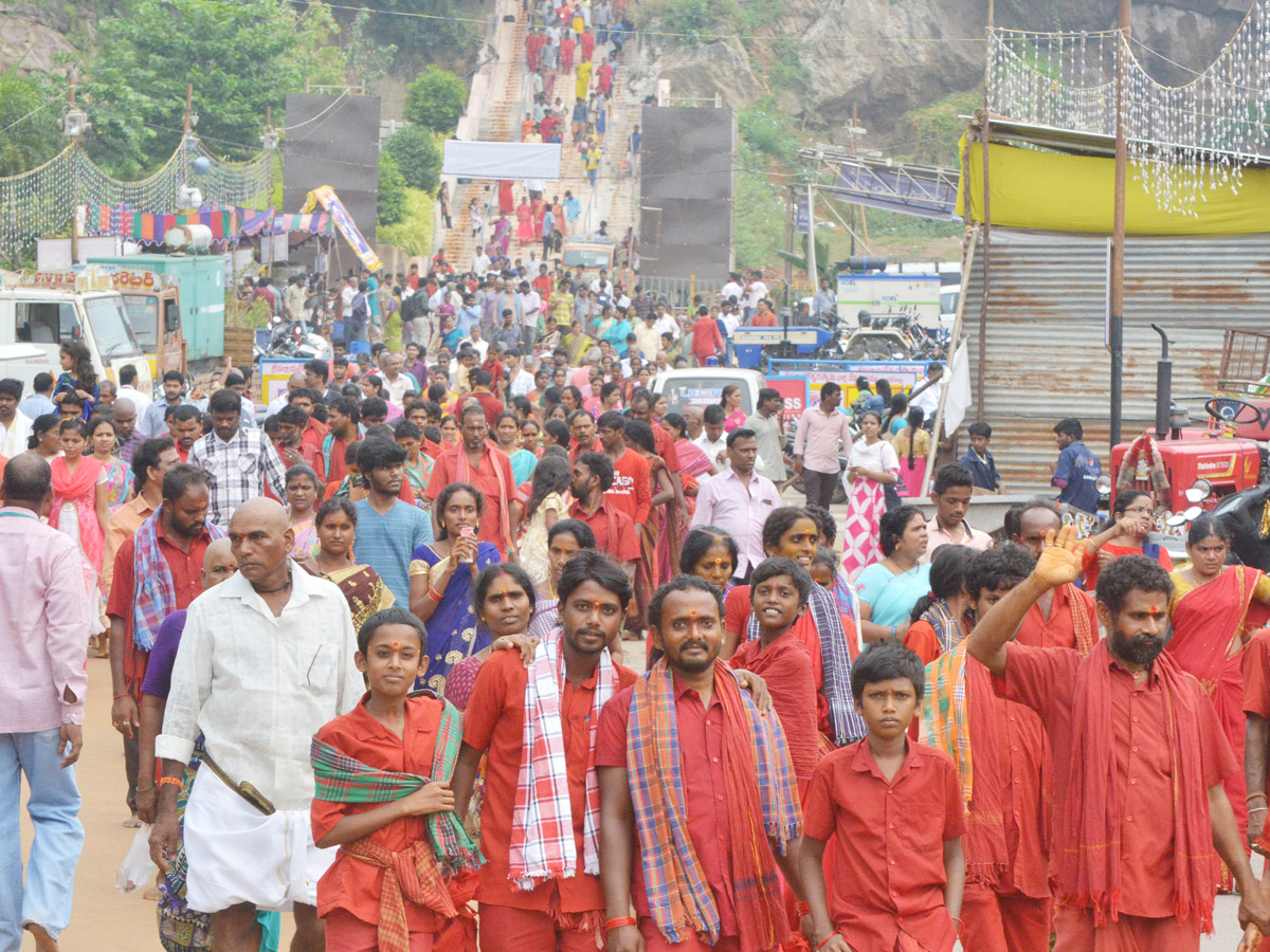 Sri Mahalakshmi Avataram in Vijayawada Kanaka Durga Temple - Sakshi10