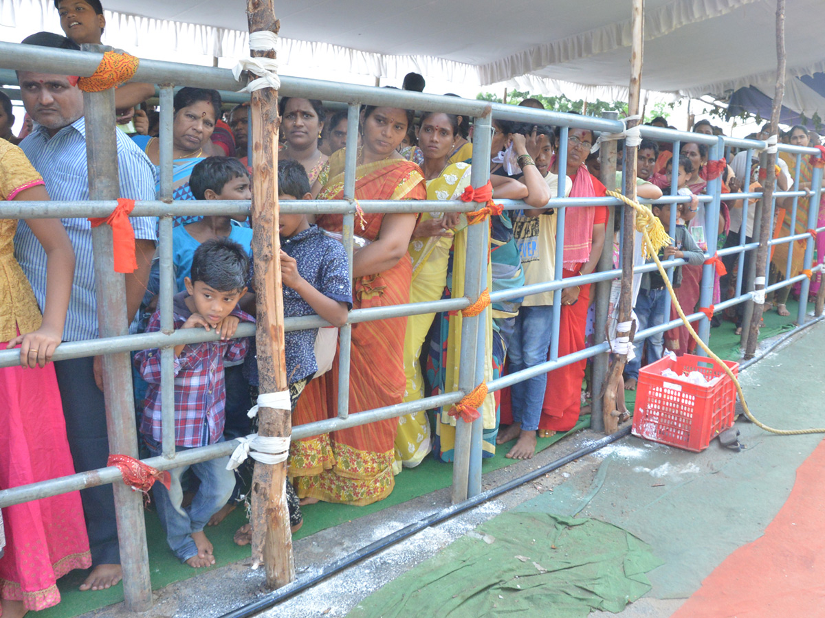 Sri Mahalakshmi Avataram in Vijayawada Kanaka Durga Temple - Sakshi13