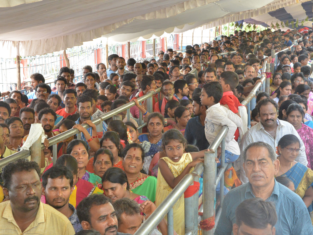 Sri Mahalakshmi Avataram in Vijayawada Kanaka Durga Temple - Sakshi19