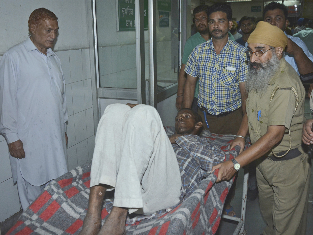 Train accident in Amritsar Photo Gallery - Sakshi21