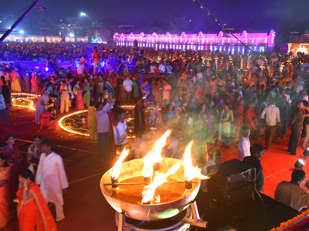 koti deepotsavam Photo Gallery - Sakshi4