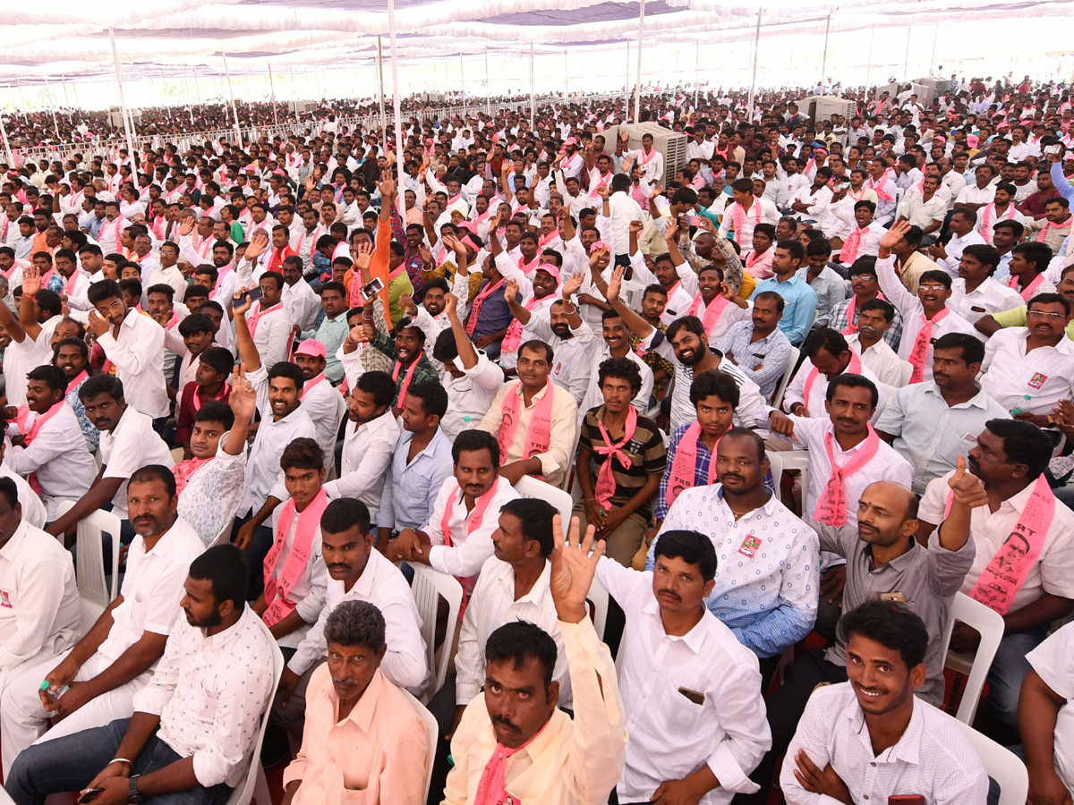 TRS Meeting at Erravalli Farm House Photo Gallery - Sakshi2