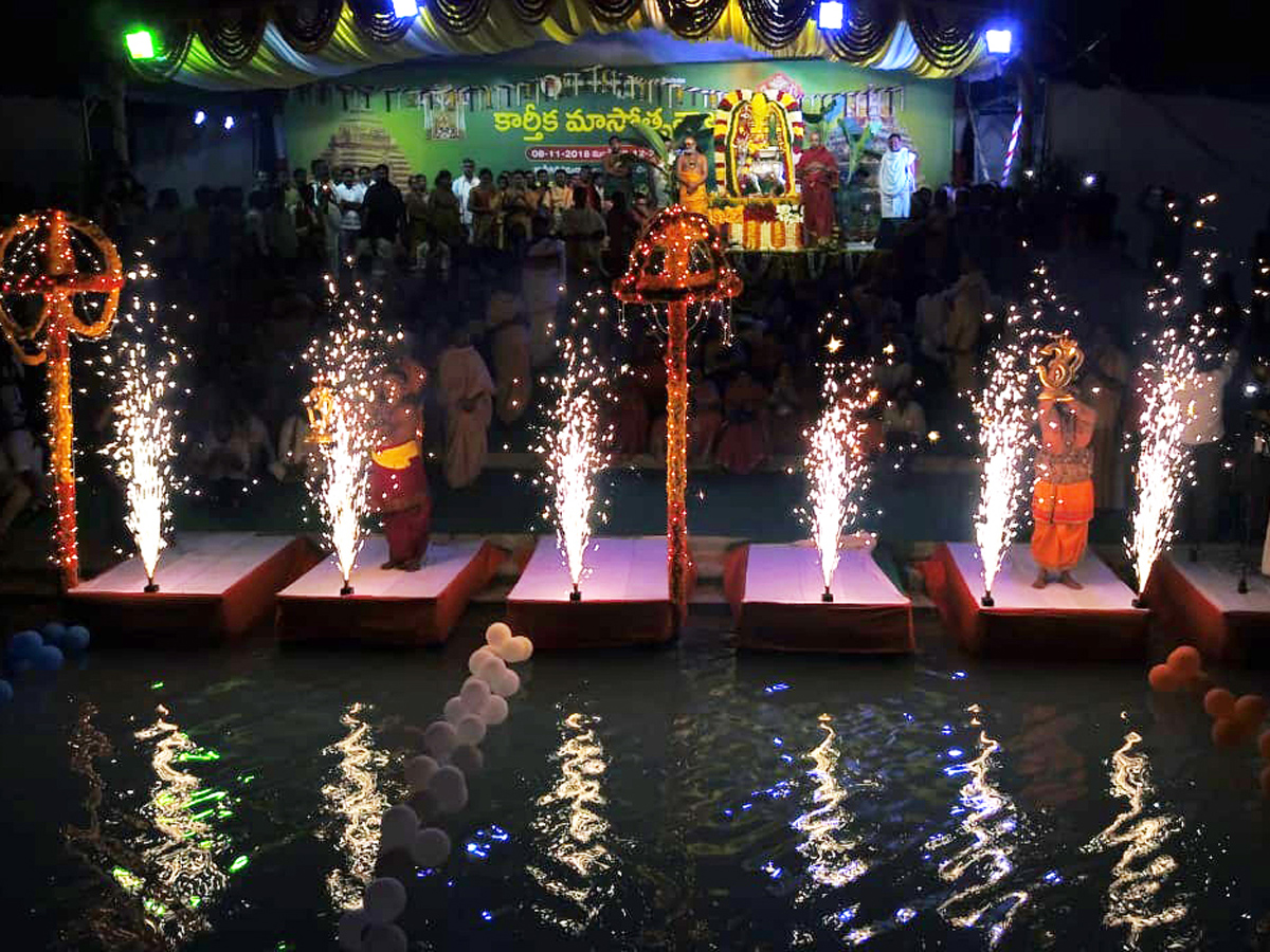 Karthika Masam at Srisailam Temple Photo Gallery - Sakshi11
