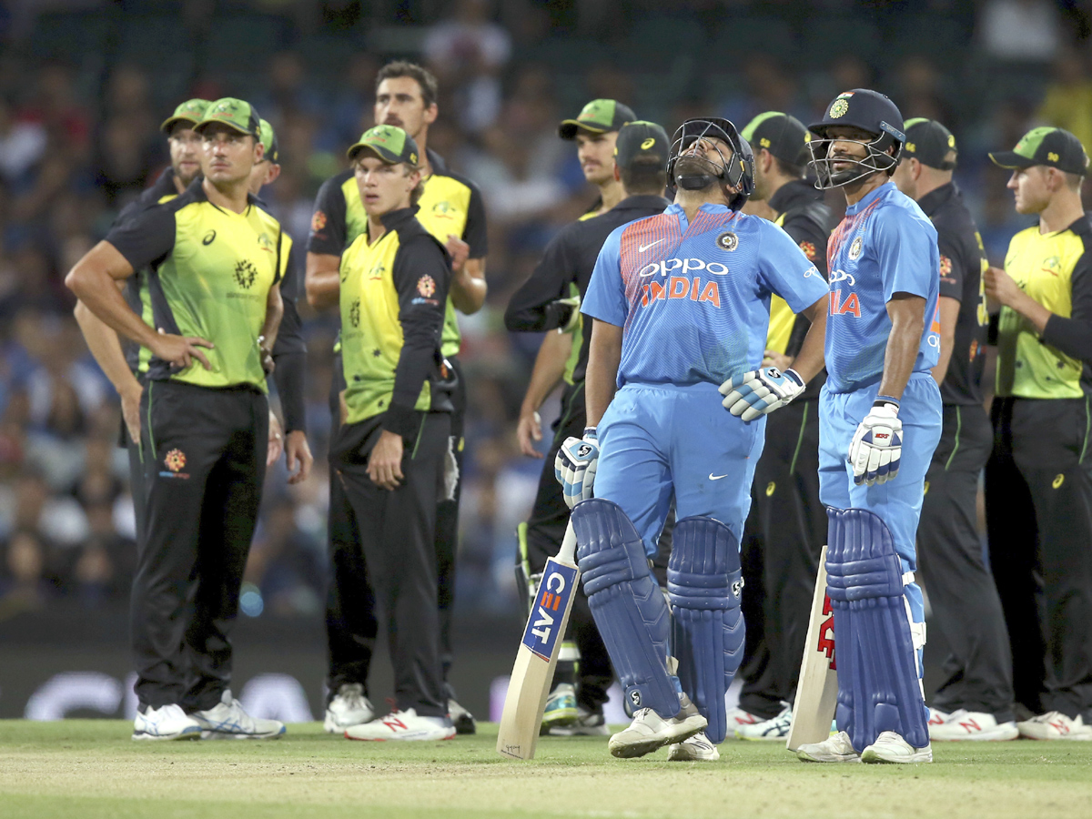 india won six wickets against australia Photo Gallery - Sakshi20