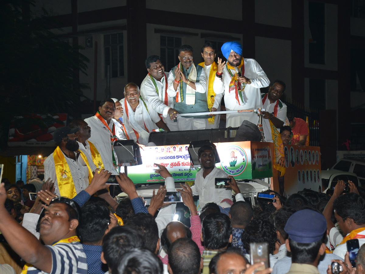 Navjot Singh Sidhu is the Congress - Sakshi12