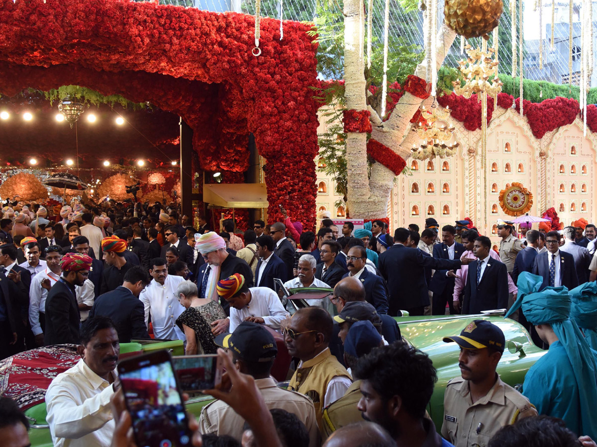 Isha Ambani Wedding Photo Gallery - Sakshi9