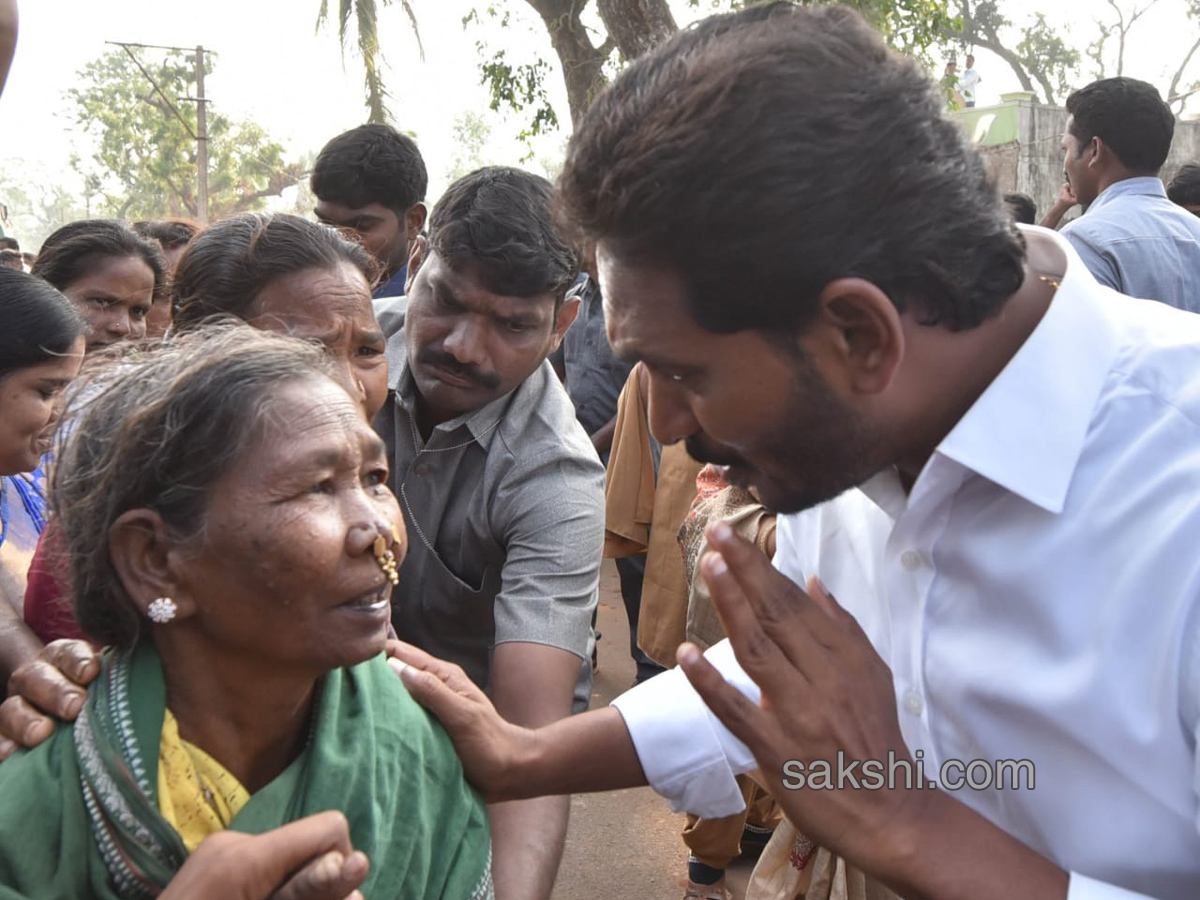 ys jagan prajasankalpayatra 332nd day - Sakshi14