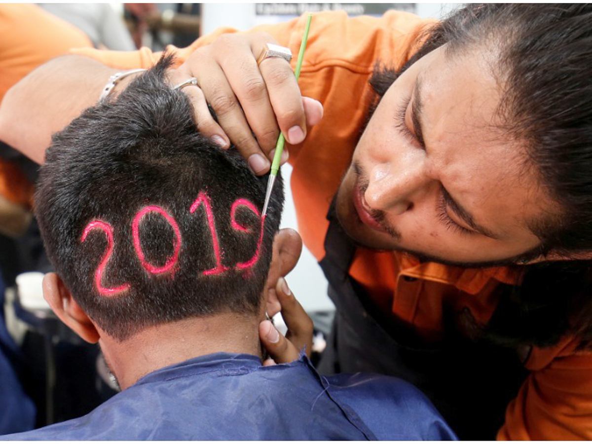 New Year 2019 celebrations Around the world Photo Gallery - Sakshi2