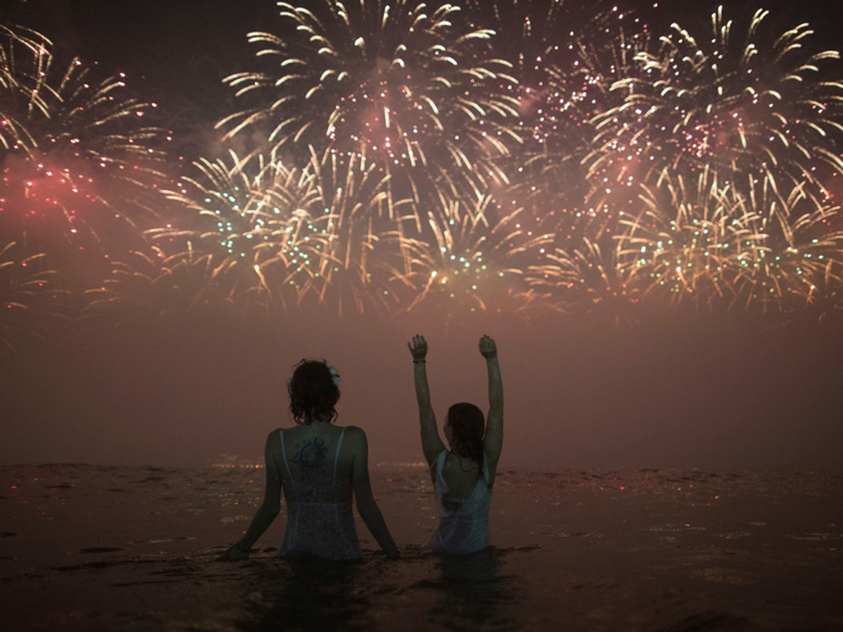 New Year 2019 celebrations Around the world Photo Gallery - Sakshi14