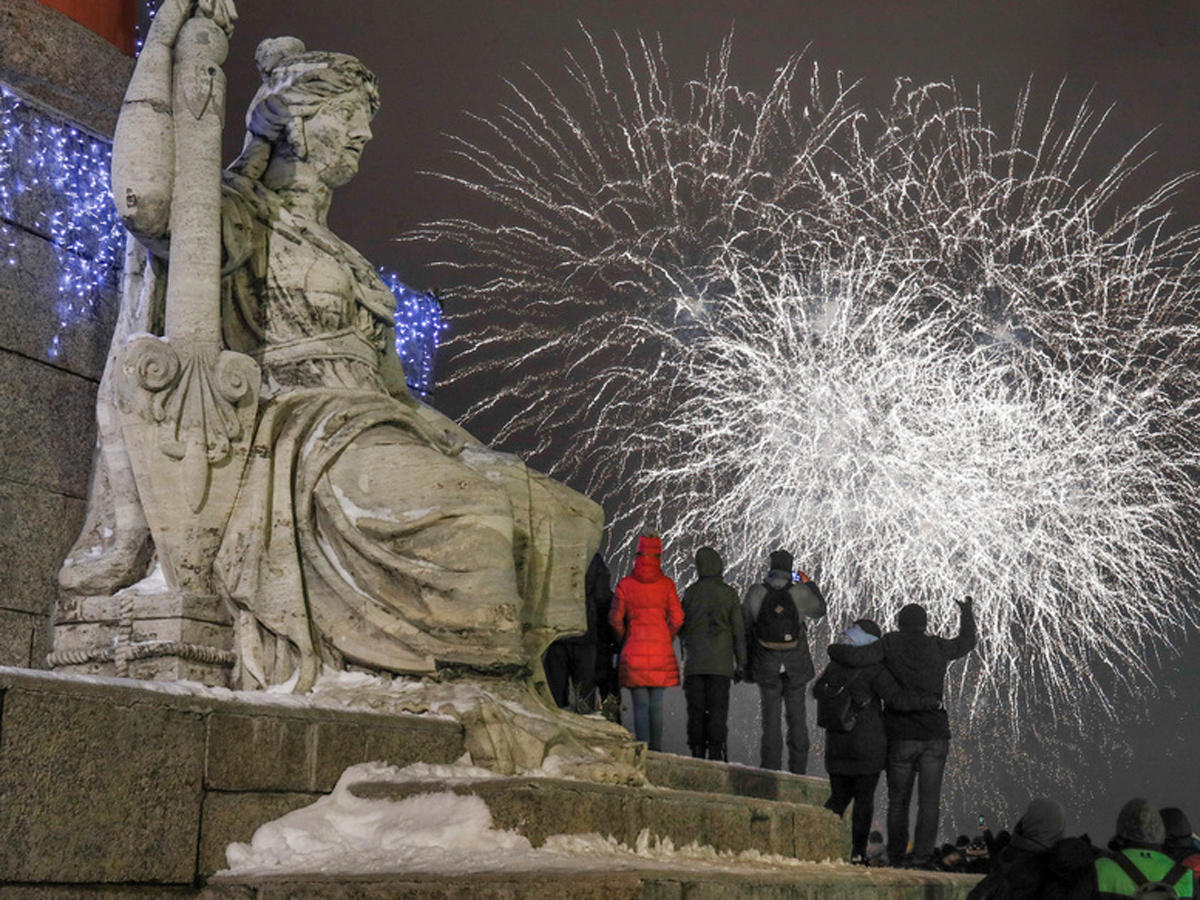 New Year 2019 celebrations Around the world Photo Gallery - Sakshi18
