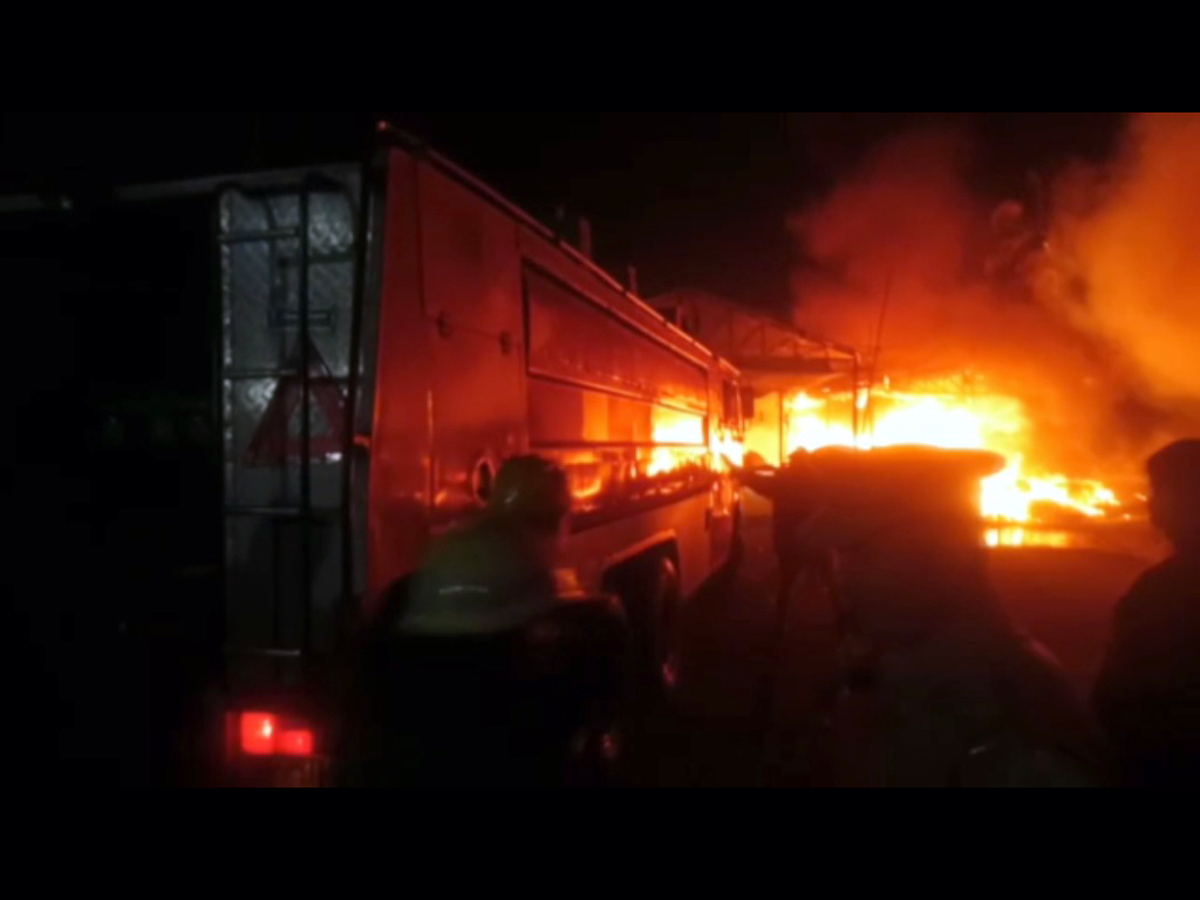 Fire At Numaish Exhibition In Nampally Hyderabad PHoto Gallery - Sakshi7