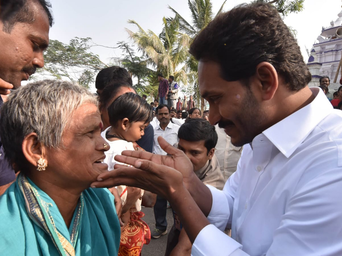 338th Day PrajaSankalpaYatra  - Sakshi5