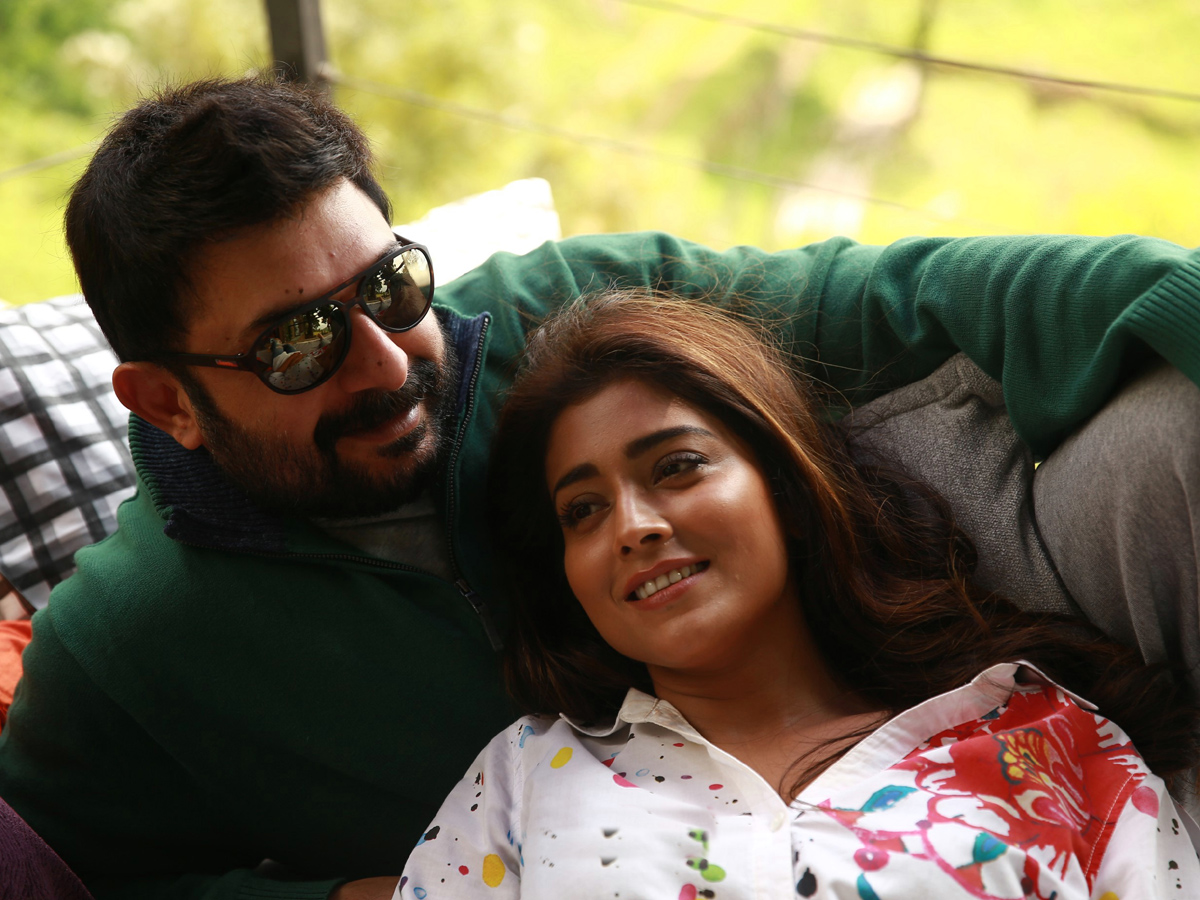 Narakasurudu Movie Stills HD - Sakshi1