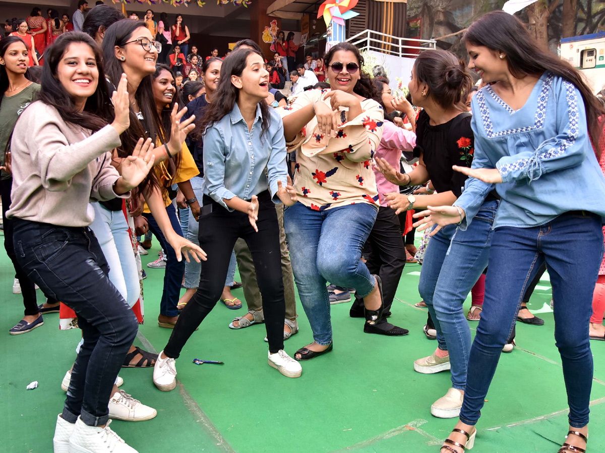 Jamboree Villa Mela 2019 At Villa Marie Degree College For Women Somajiguda - Sakshi1