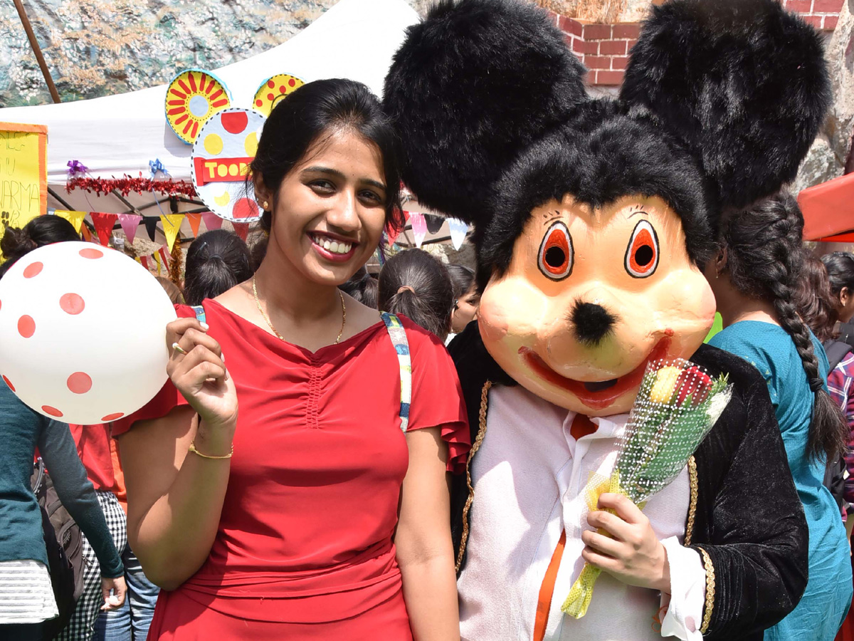 Jamboree Villa Mela 2019 At Villa Marie Degree College For Women Somajiguda - Sakshi7