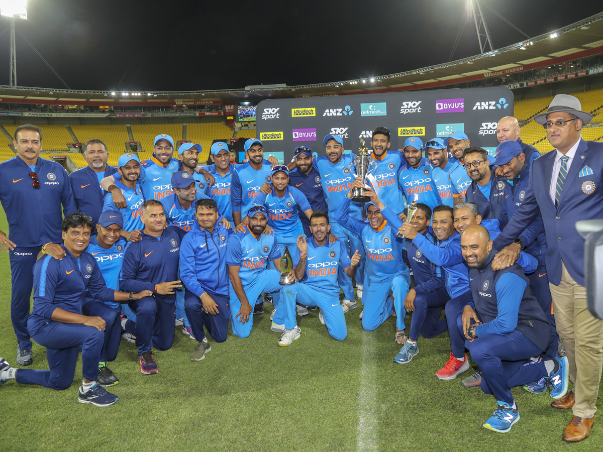 india won fifth odi against newzealand Photo Gallery - Sakshi1