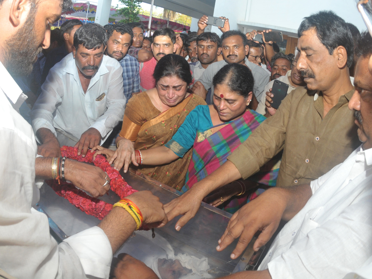 former Y.S Vivekananda reddy PHoto Gallery - Sakshi15
