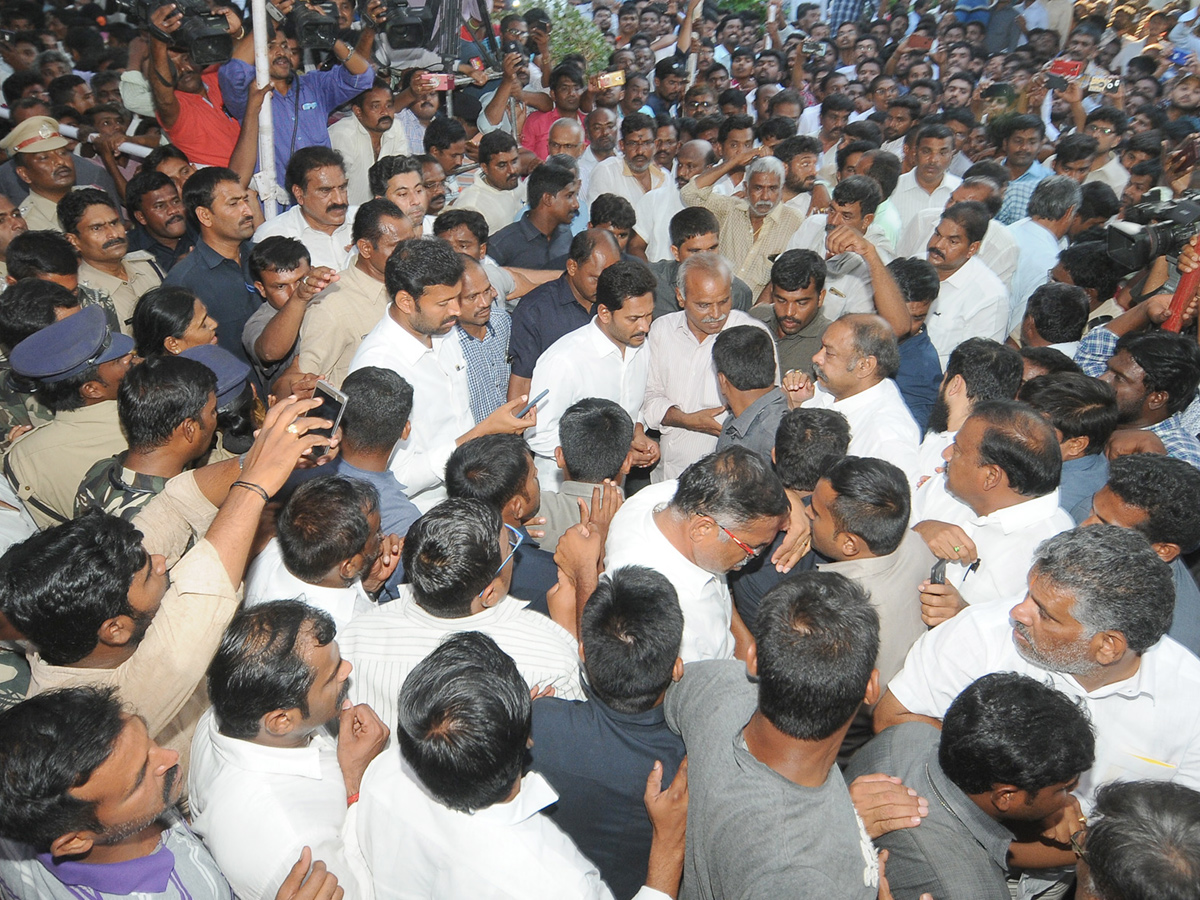 former Y.S Vivekananda reddy PHoto Gallery - Sakshi1
