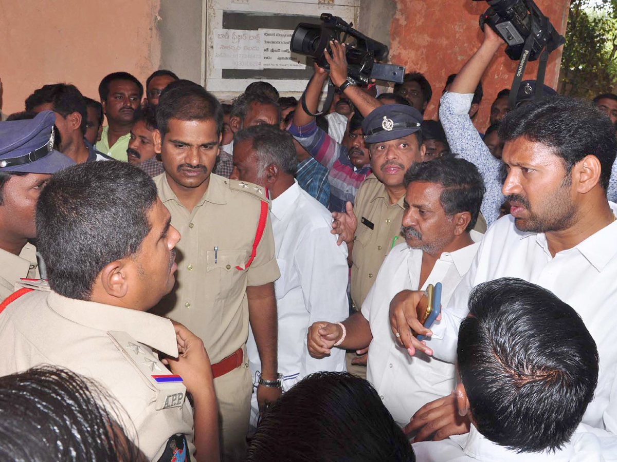 former Y.S Vivekananda reddy PHoto Gallery - Sakshi25