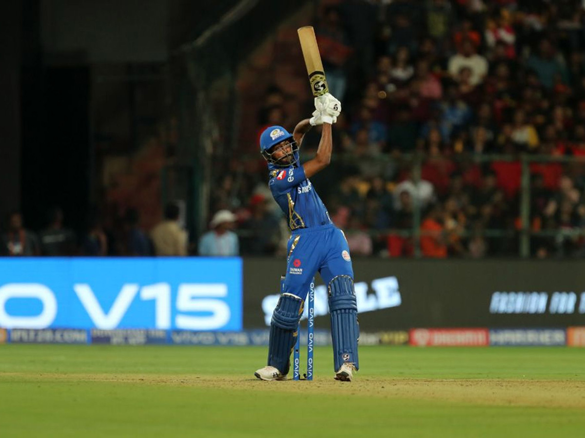 Mumbai Indians Vs Royal Challengers Bangalore Match Photo Gallery - Sakshi4