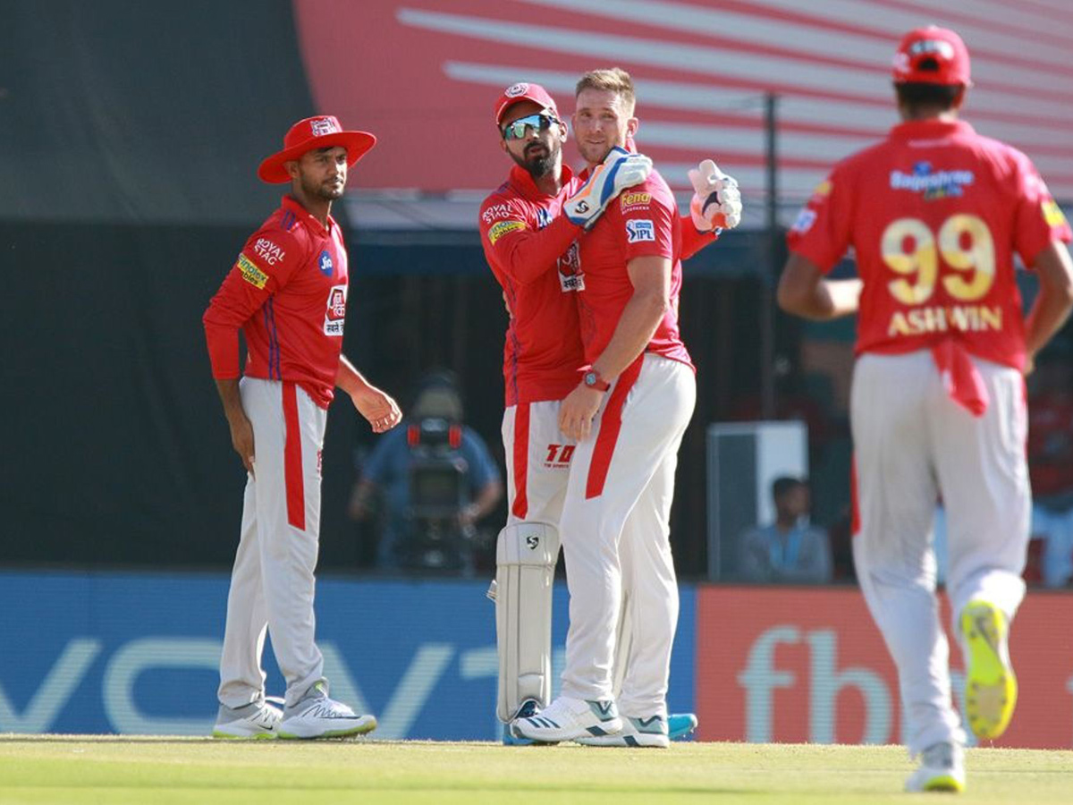 Rahul, Mayank lead Kings XI Punjab to eight-wicket win over  mumbai indians Photo Gallery - Sakshi11