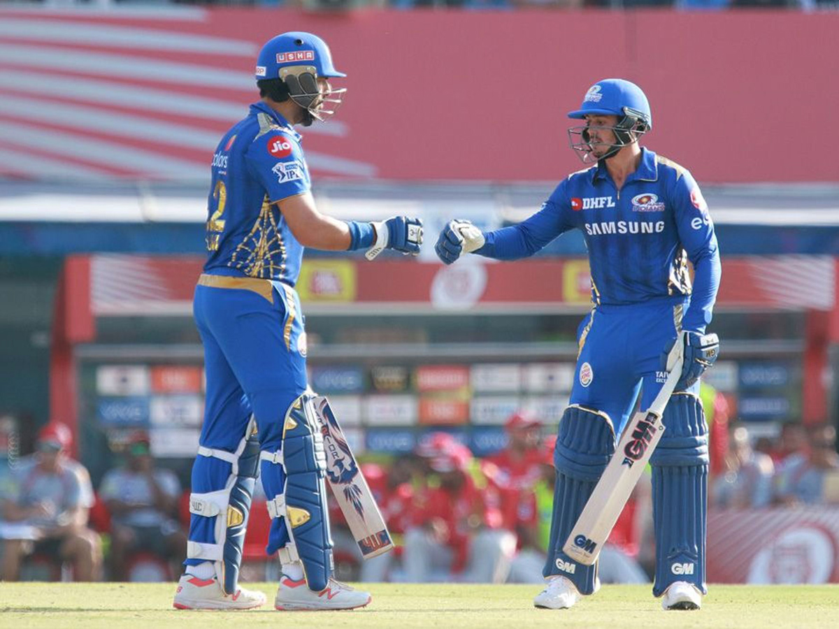 Rahul, Mayank lead Kings XI Punjab to eight-wicket win over  mumbai indians Photo Gallery - Sakshi18