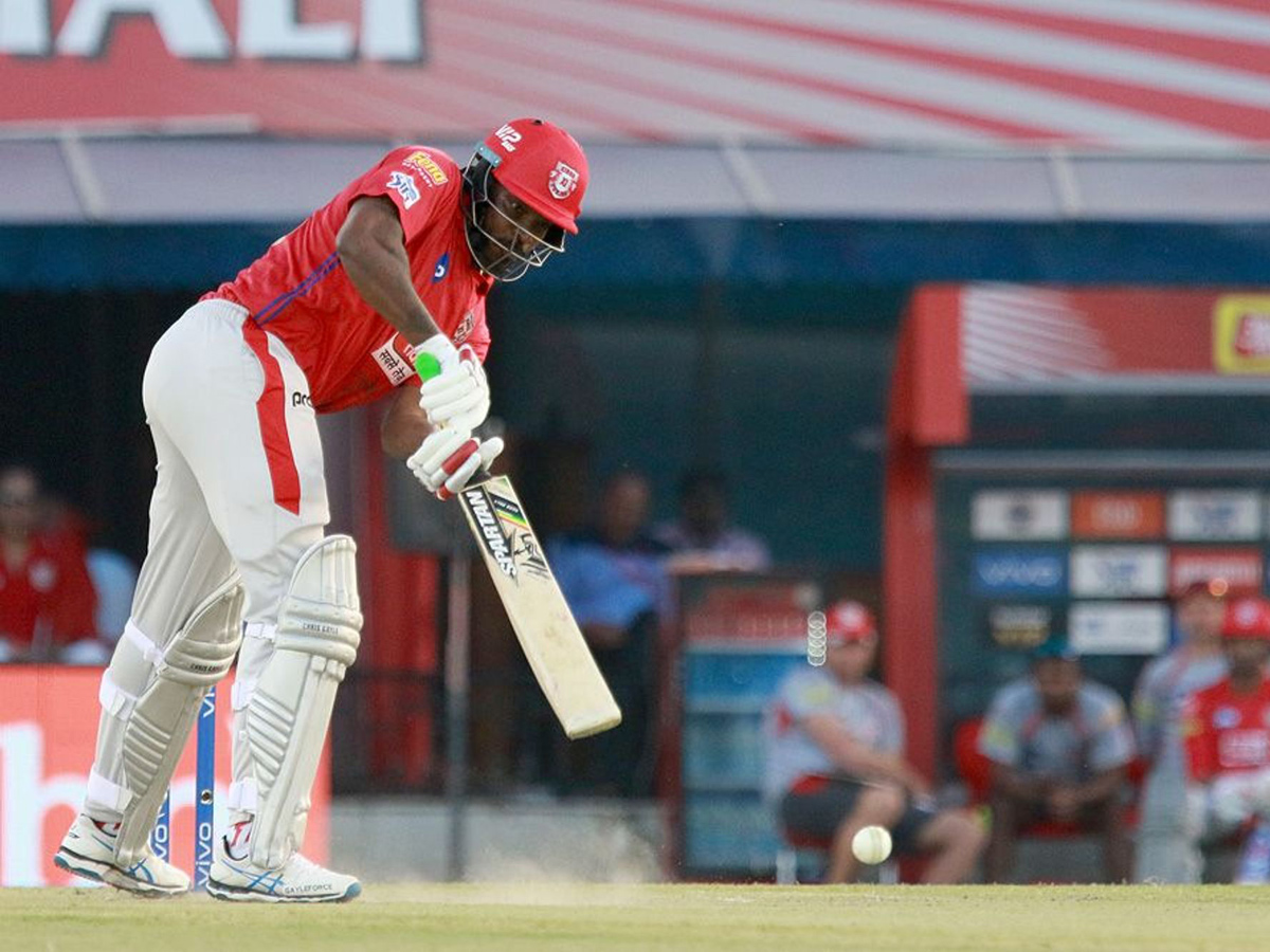 Rahul, Mayank lead Kings XI Punjab to eight-wicket win over  mumbai indians Photo Gallery - Sakshi21