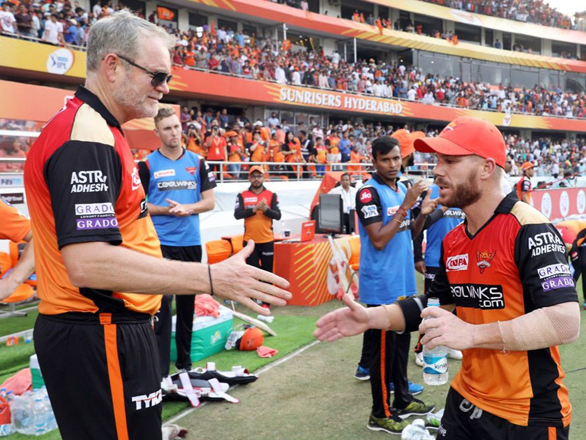 sunrisers beat Royal Challengers Bangalore 118 runs Photo Gallery - Sakshi7