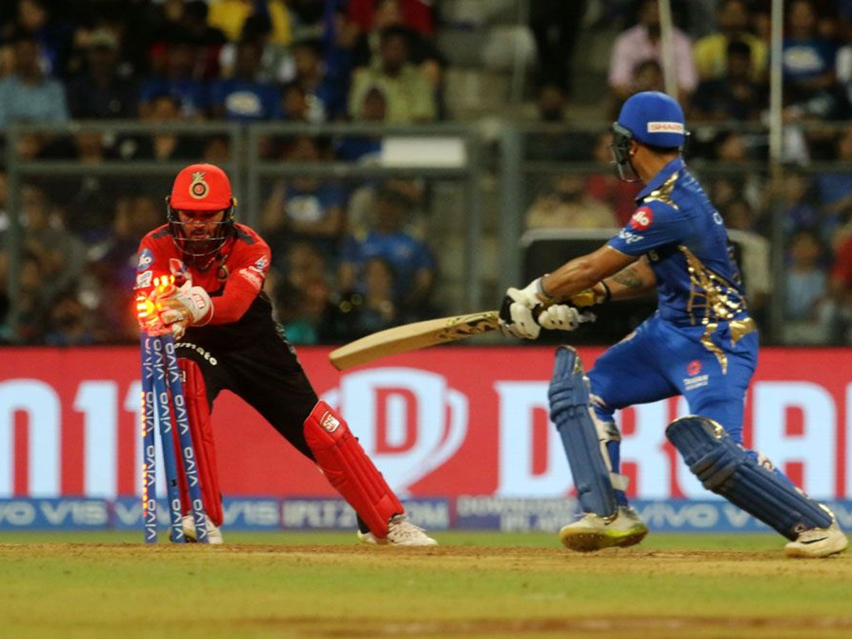 mumbai indians beat  Royal Challengers Bangalore Photo Gallery - Sakshi17