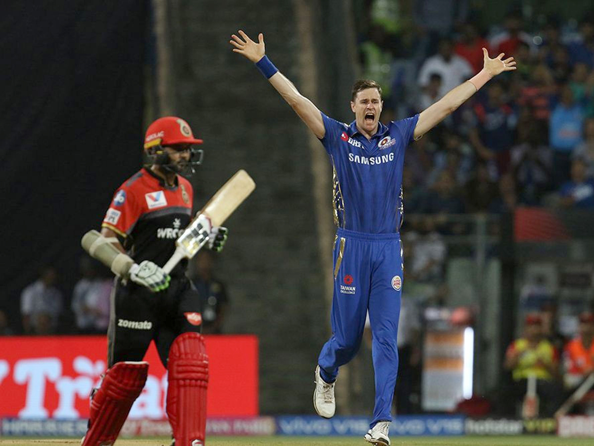 mumbai indians beat  Royal Challengers Bangalore Photo Gallery - Sakshi6