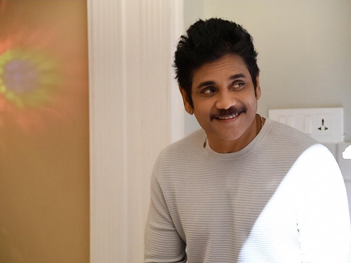 Manmadhudu-2 movie stills Photo Gallery - Sakshi5