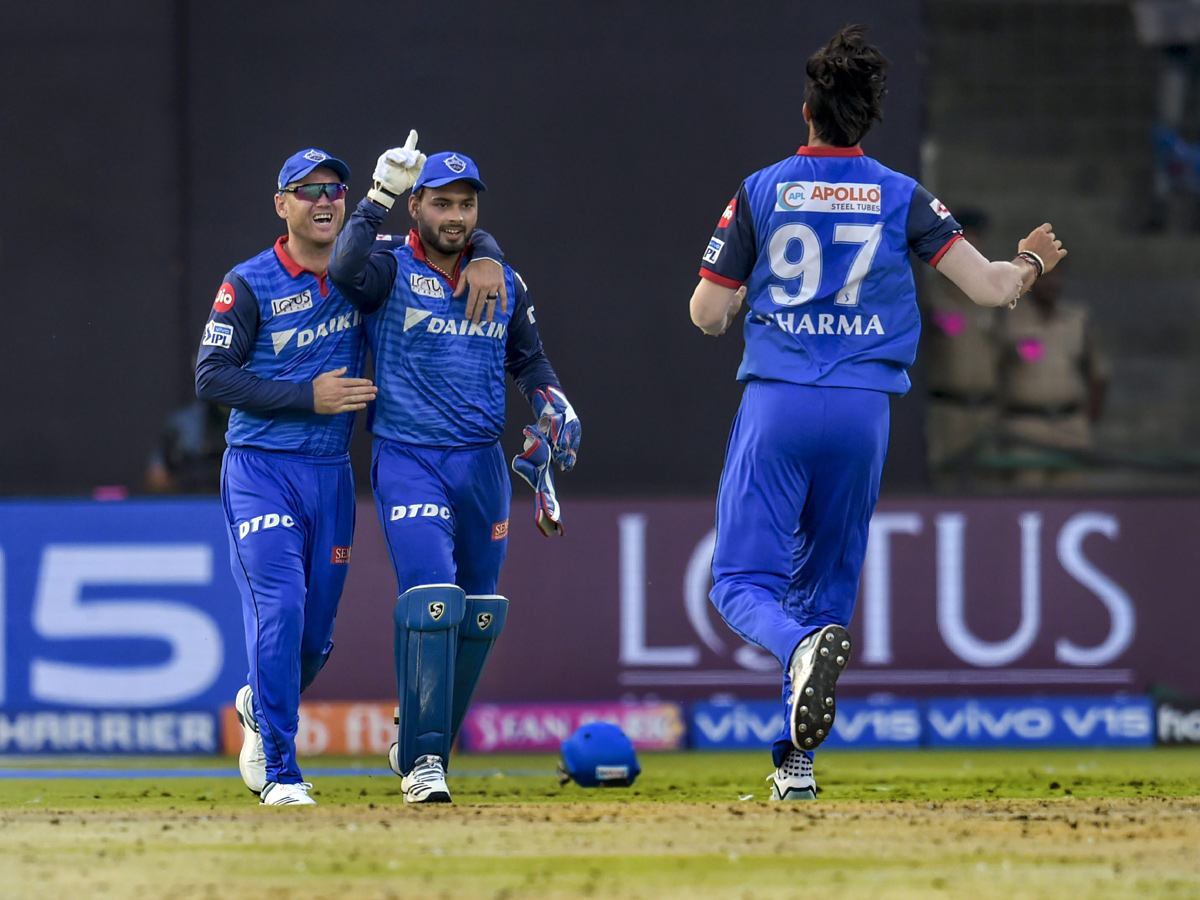 Delhi Capitals win by 16 runs, qualify for playoffs Photo Gallery - Sakshi11