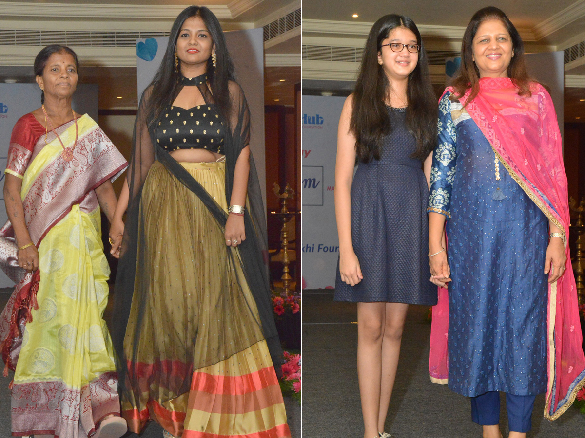 mumz hub fashion show at taj krishna hotel Photo Gallery - Sakshi8