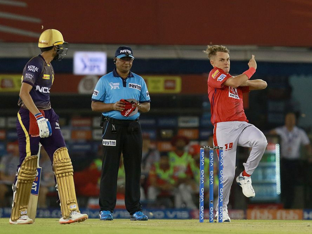 Kolkata Knight Riders beat Kings XI Punjab by 7 wickets - Sakshi12