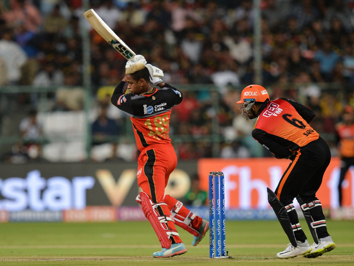 Royal Challengers beat sunrisers Photo Gallery - Sakshi6