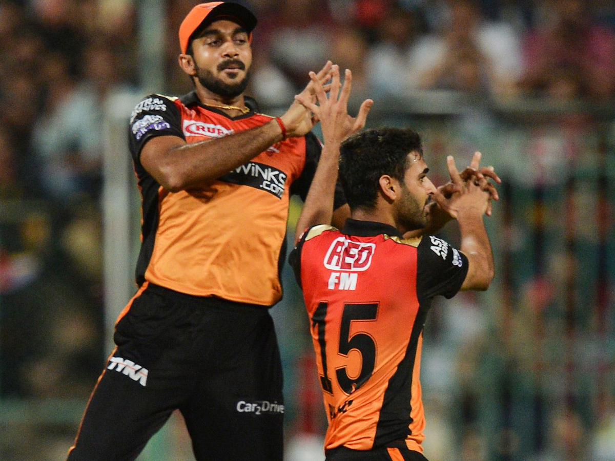Royal Challengers beat sunrisers Photo Gallery - Sakshi10