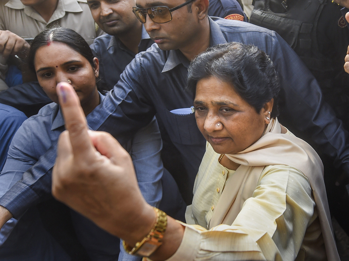 Lok Sabha elections 2019 phase 5 Photo Gallery  - Sakshi14