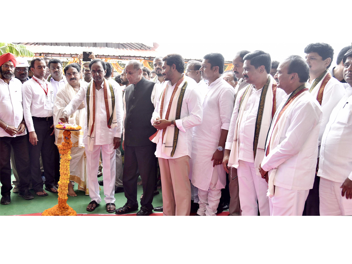 CM KCR Inaugurates Kaleshwaram Project Photo Gallery - Sakshi17