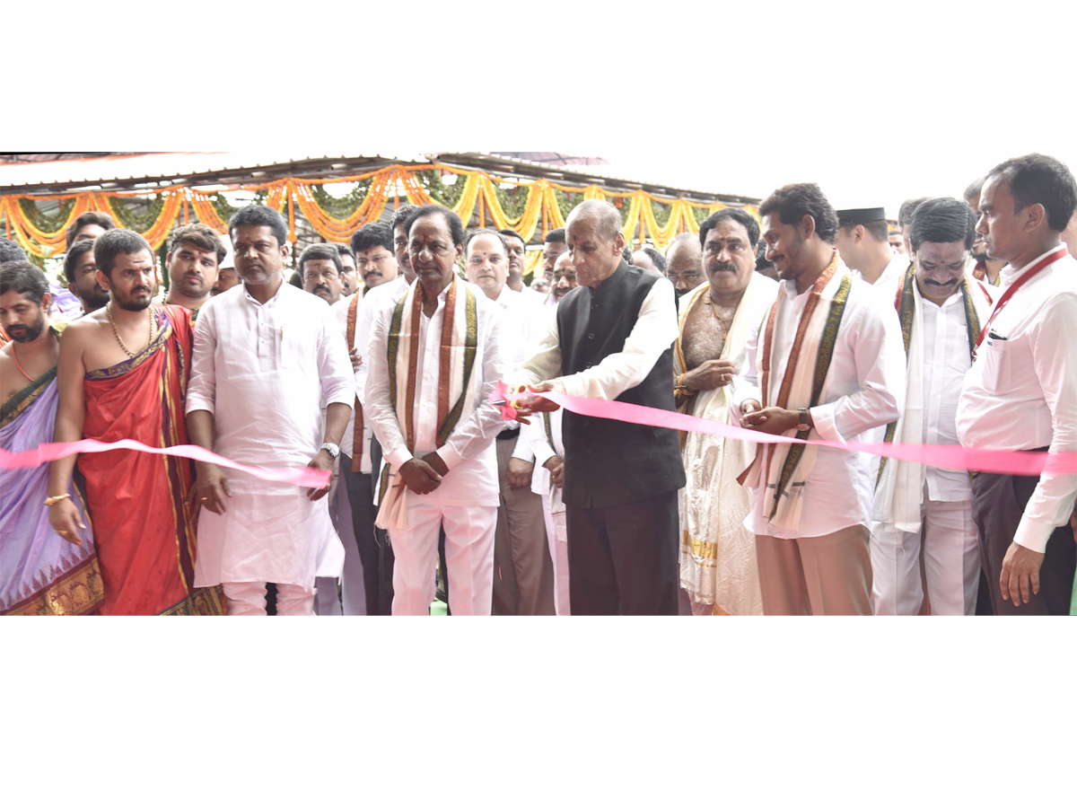CM KCR Inaugurates Kaleshwaram Project Photo Gallery - Sakshi22