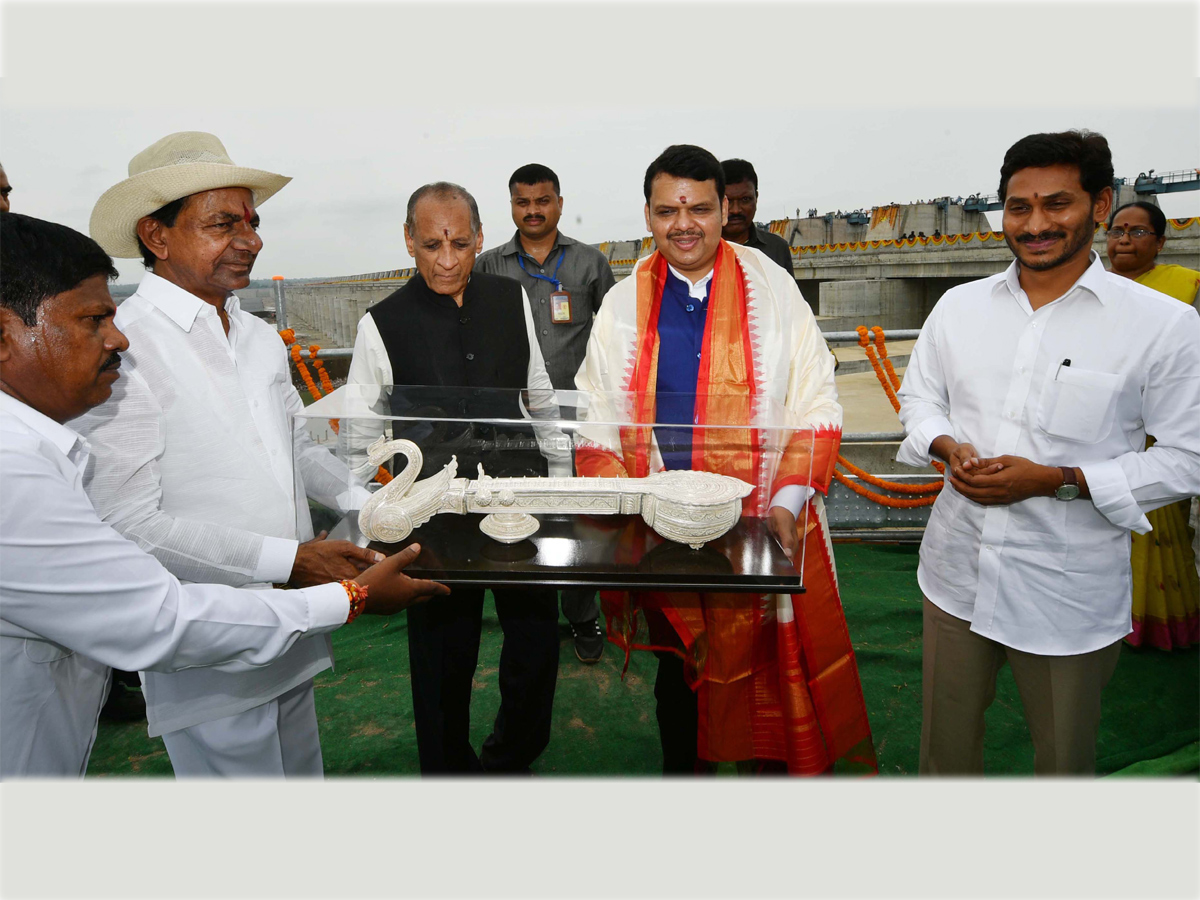 CM KCR Inaugurates Kaleshwaram Project Photo Gallery - Sakshi27