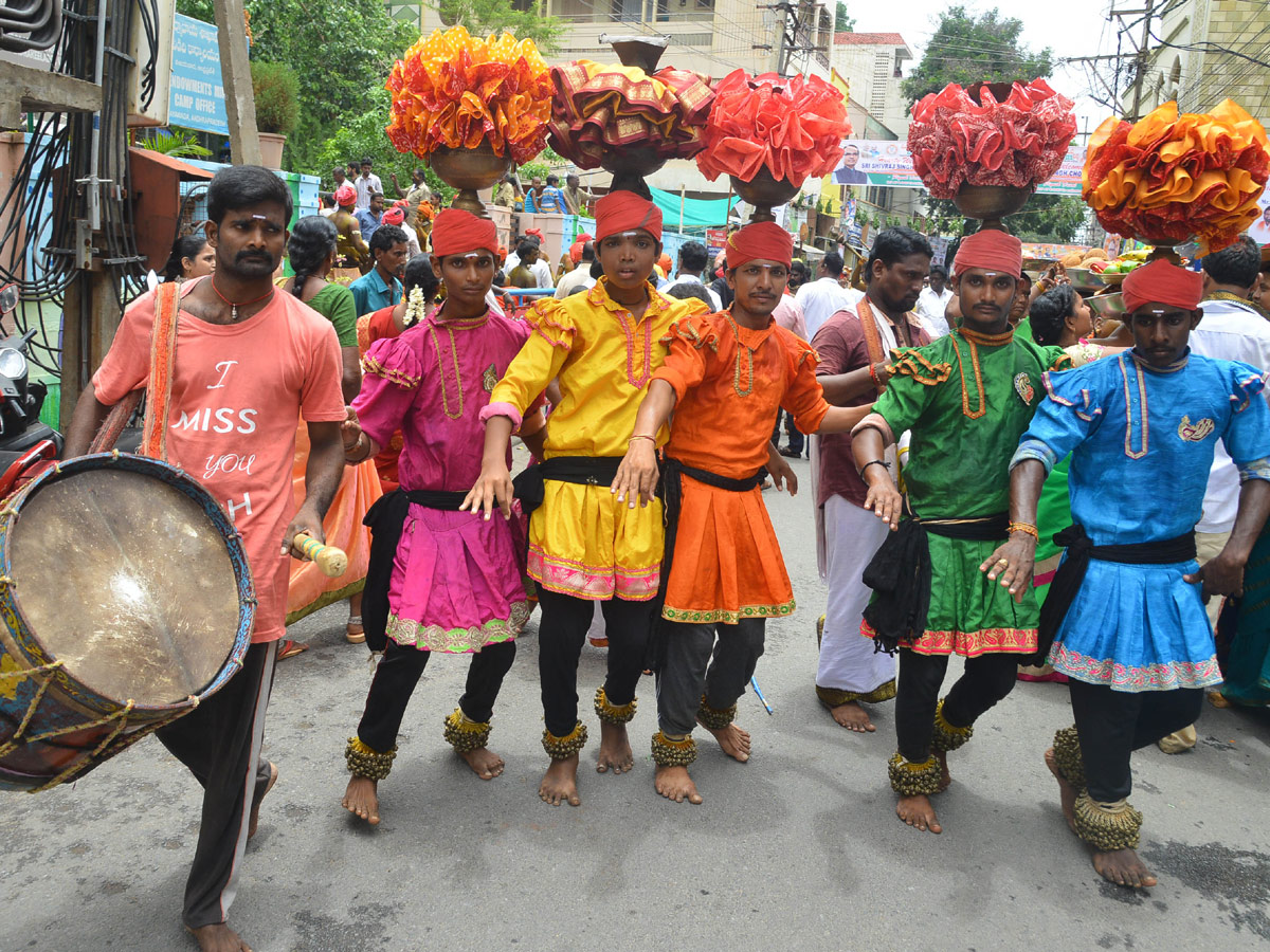 Bangaru Bonam For Vijayawada Kanaka Durga Photo Gallery - Sakshi15