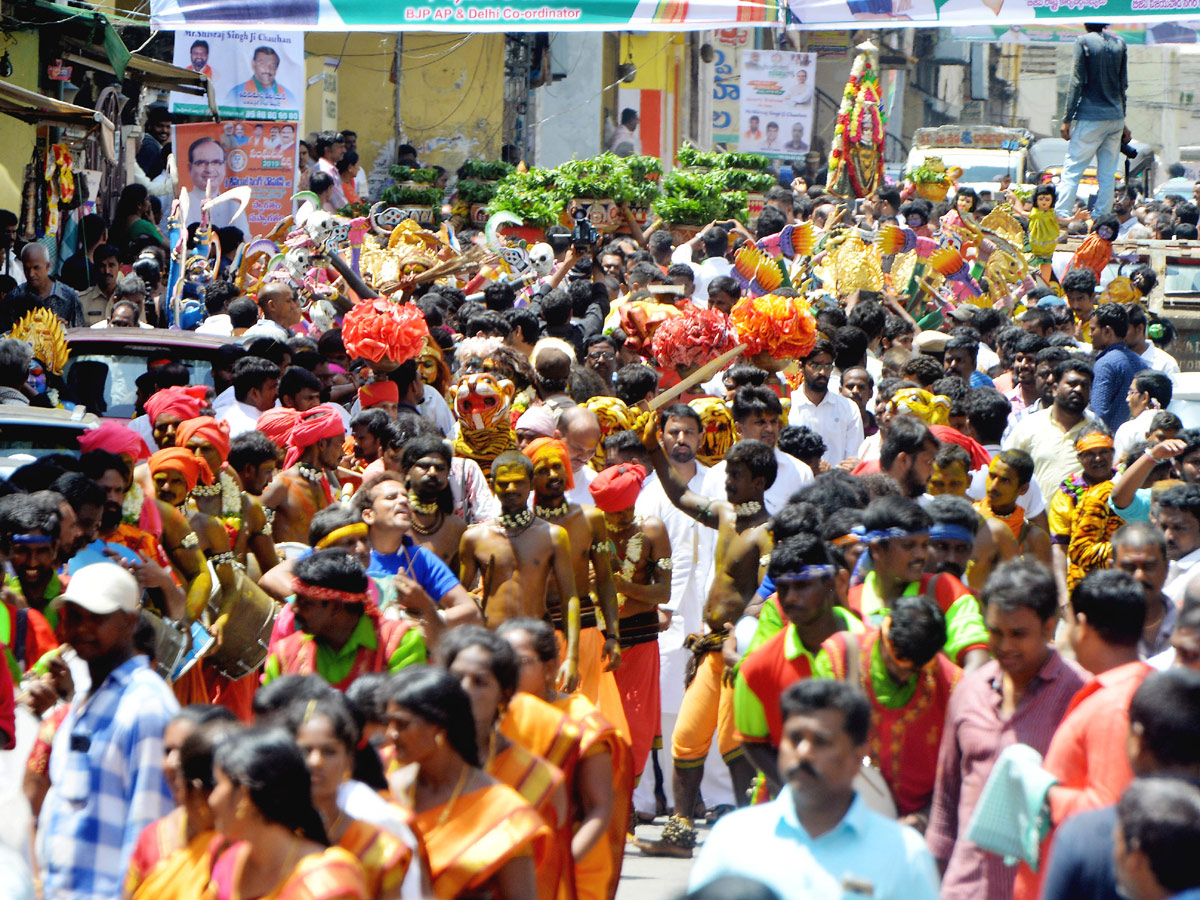 Bangaru Bonam For Vijayawada Kanaka Durga Photo Gallery - Sakshi3